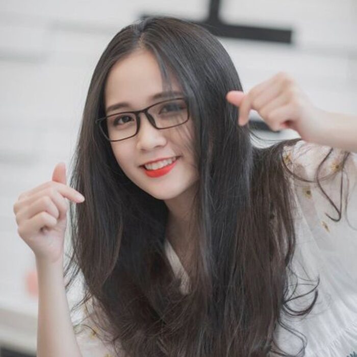 anh-gai-xinh-deo-mat-kinh-1